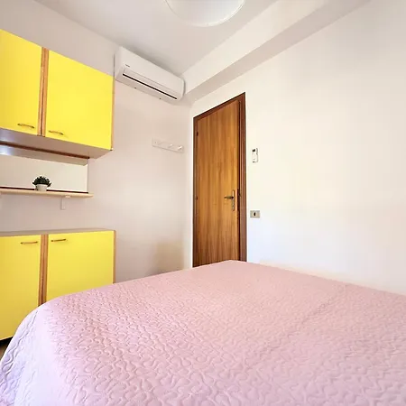 N321 - Numana, Comodo Bilocale Con Balconi Apartman