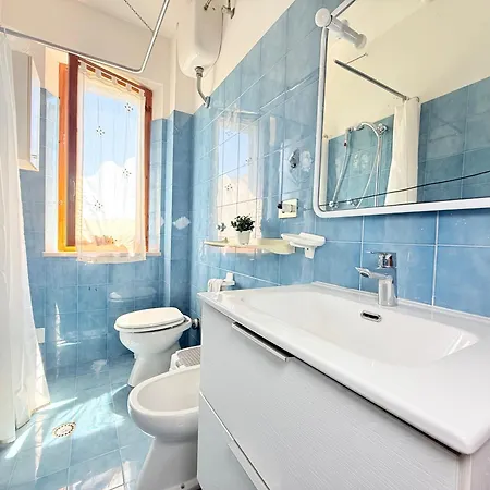 Apartman N321 - Numana, Comodo Bilocale Con Balconi